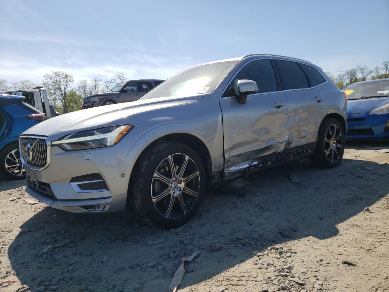 VOLVO XC60 2018 yv4a22rl2j1048115