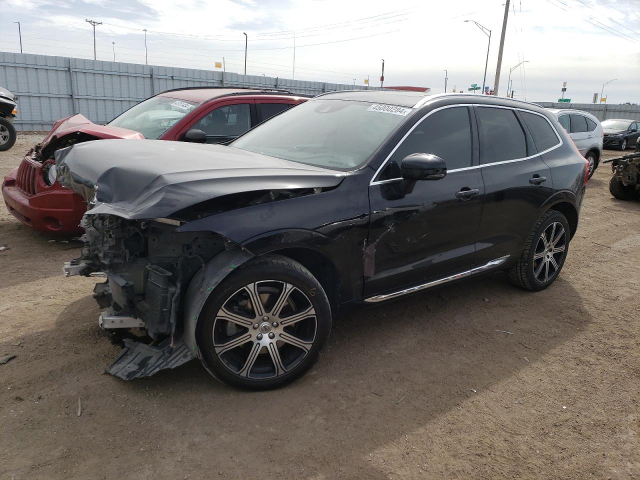 VOLVO XC60 2018 yv4a22rl7j1045582