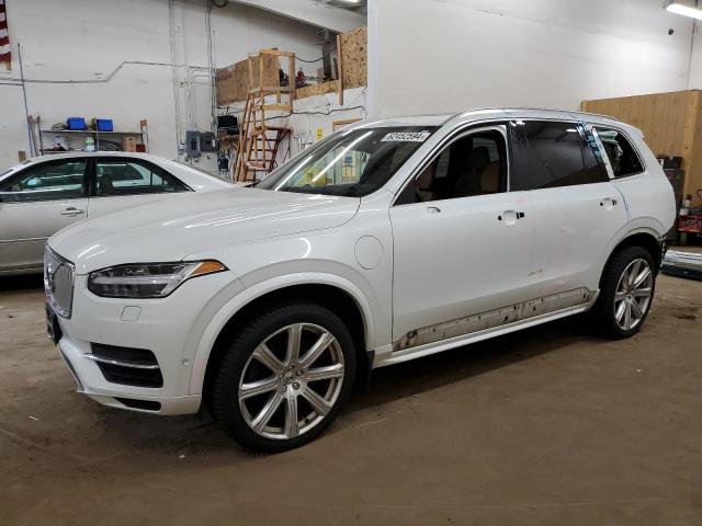 VOLVO XC90 T8 IN 2019 yv4br0cl5k1431528