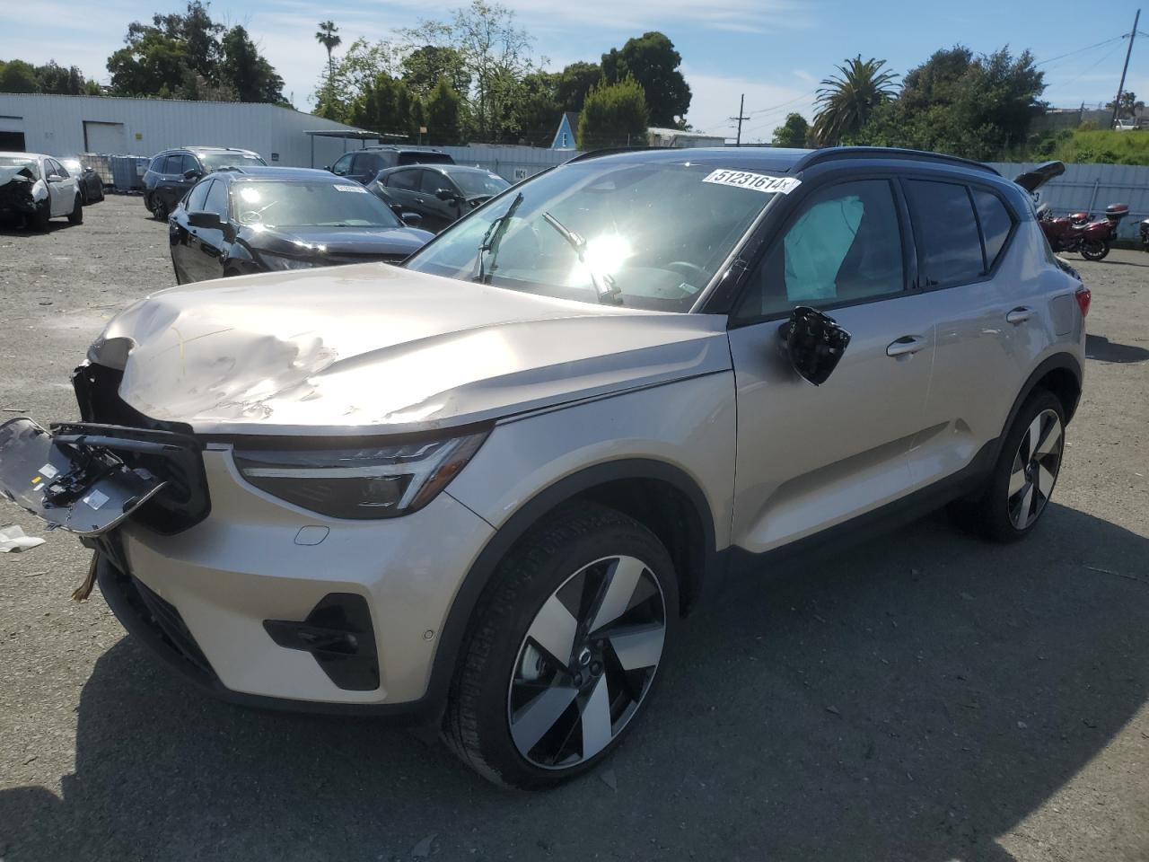 VOLVO XC40 2023 yv4ed3um9p2991025