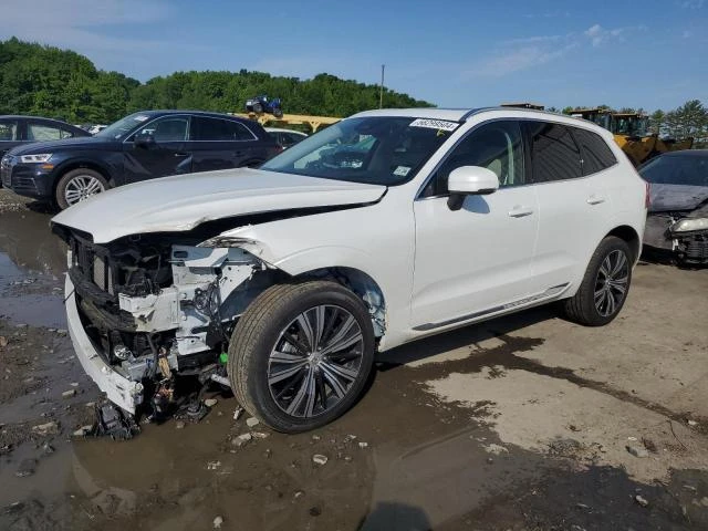 VOLVO XC60 B5 IN 2022 yv4l12rl4n1956275