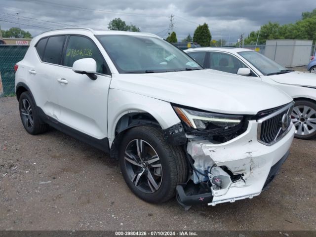 VOLVO XC40 2023 yv4l12ue9p2048023