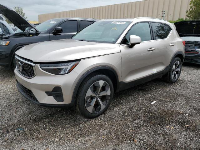 VOLVO XC40 CORE 2024 yv4l12uk4r2357844