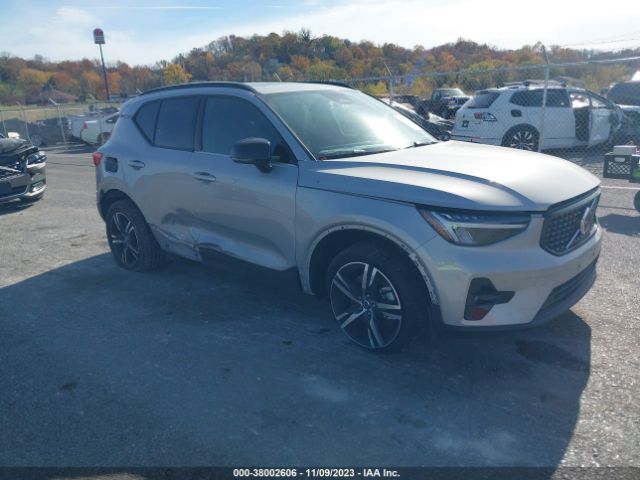 VOLVO XC40 2023 yv4l12ul1p2085484