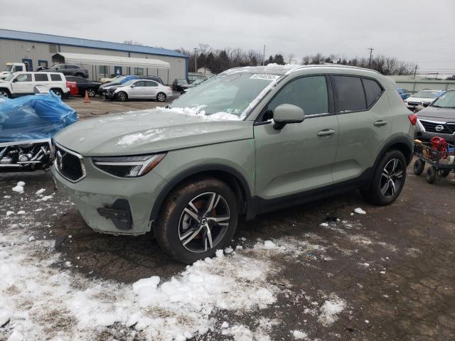 VOLVO XC40 CORE 2023 yv4l12uv7p2059389