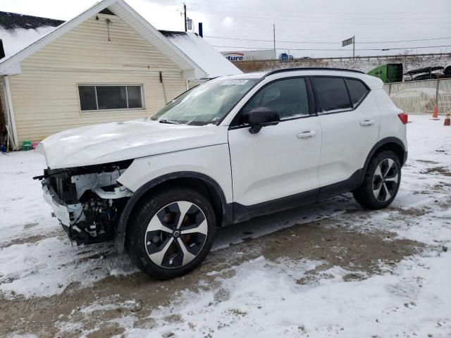 VOLVO XC40 PLUS 2023 yv4l12uw5p2910551