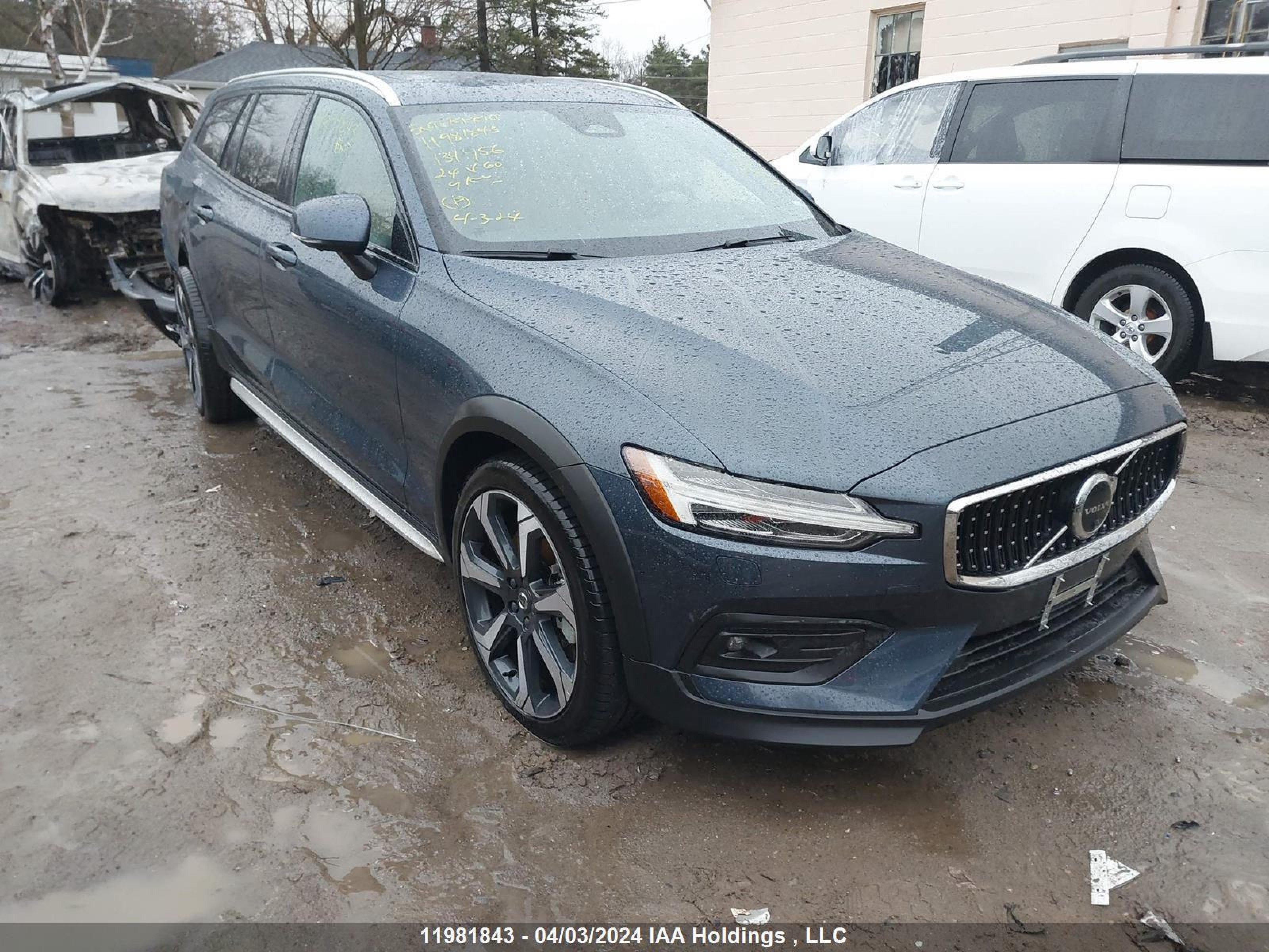 VOLVO V60 CROSS COUNTRY 2024 yv4l12wb0r2134956