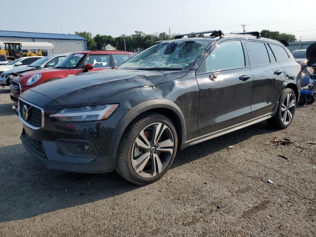 VOLVO V60 CROSS 2023 yv4l12wz9p2106972