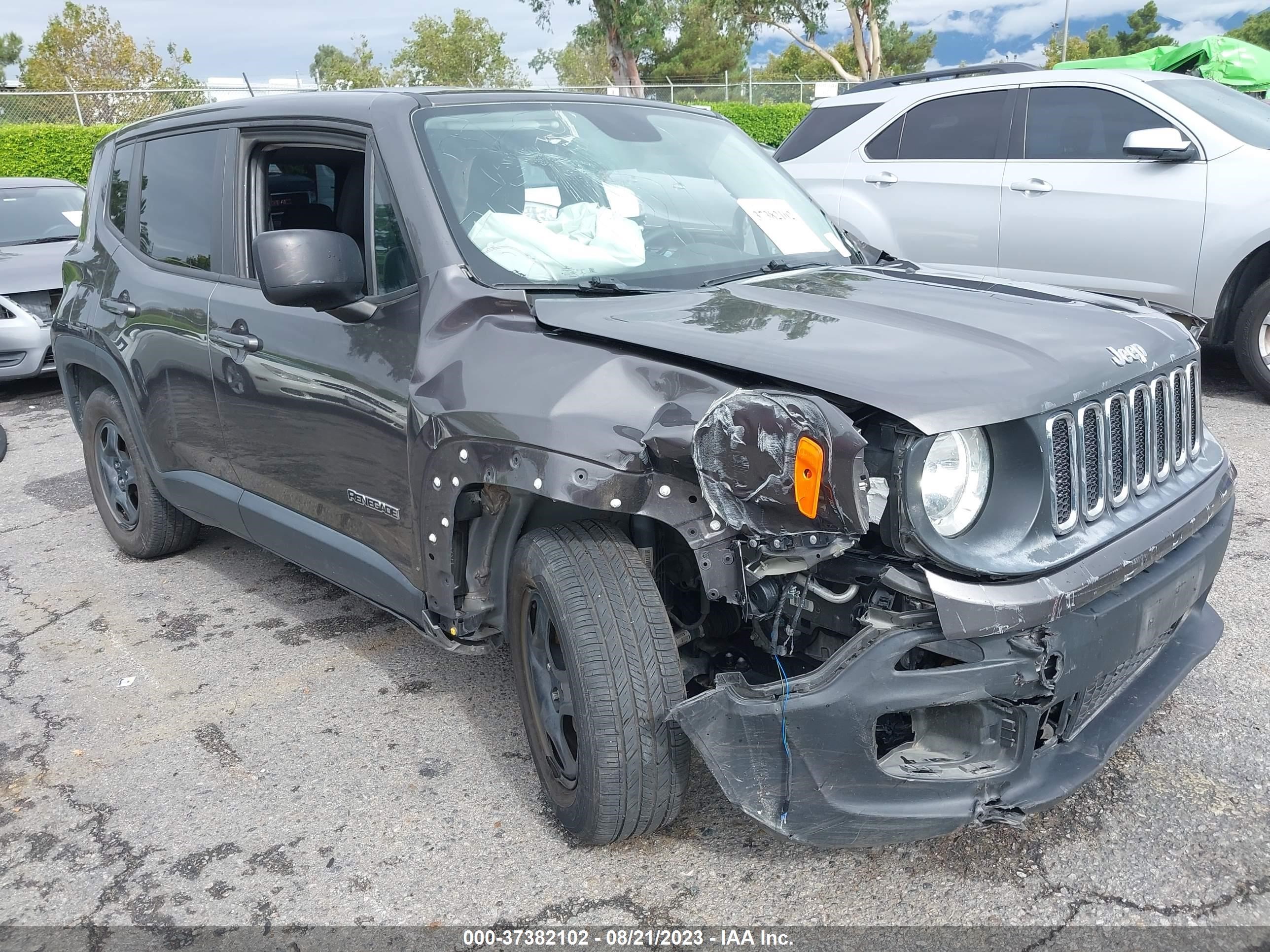 JEEP RENEGADE 2016 zaccjaatxgpe18773