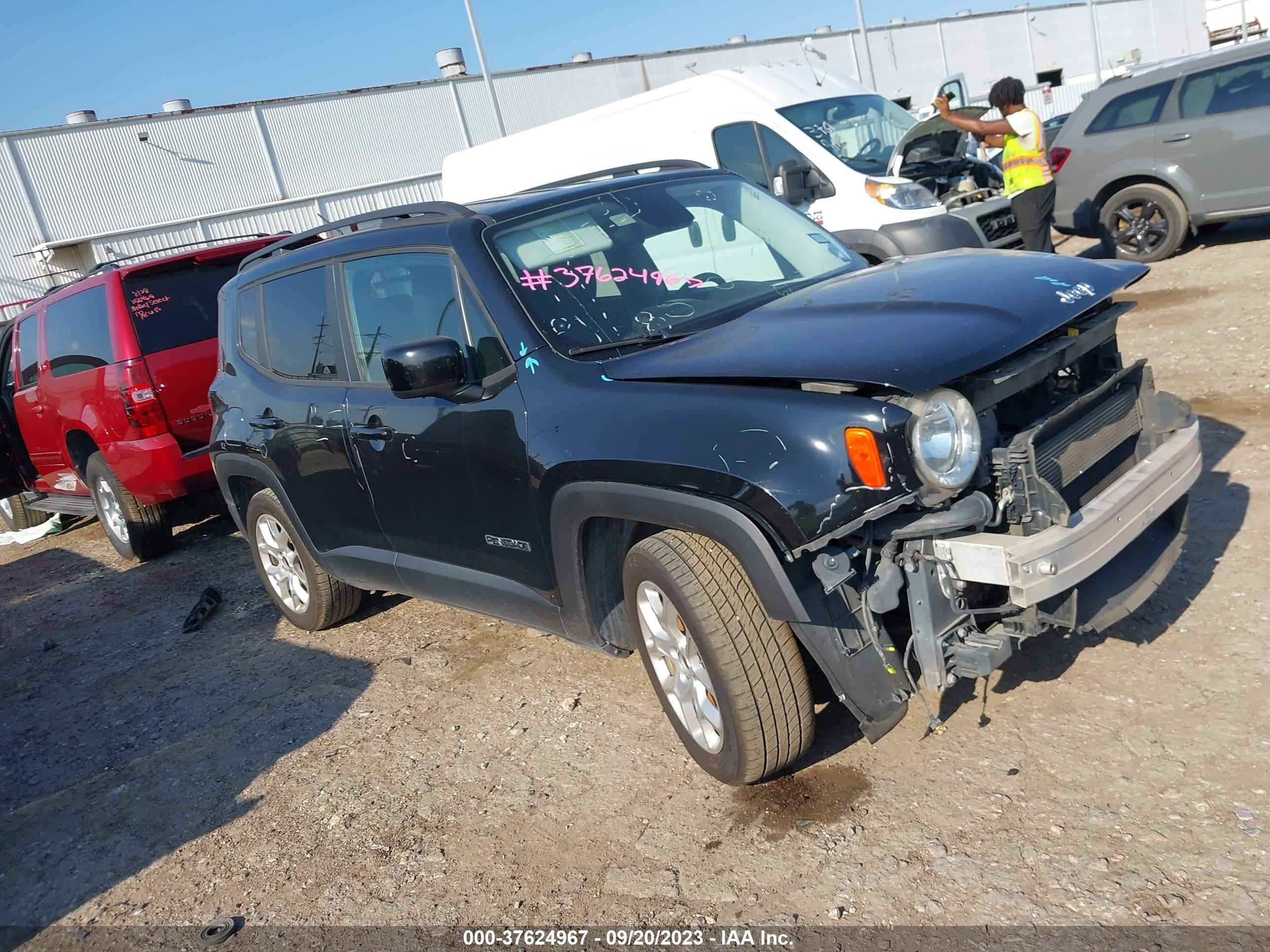 JEEP RENEGADE 2017 zaccjabb3hpe92088