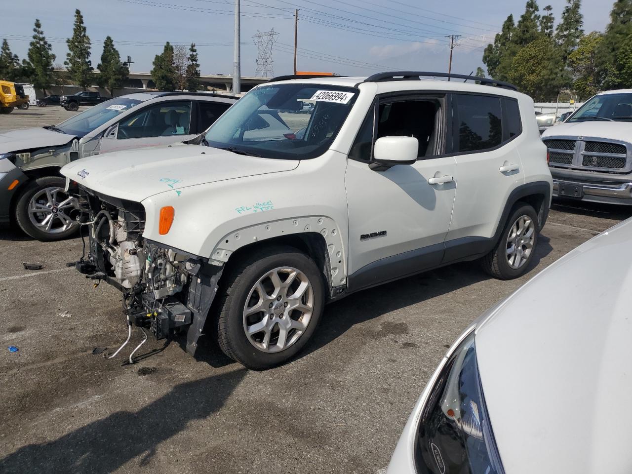 JEEP RENEGADE 2017 zaccjabb4hpe57298