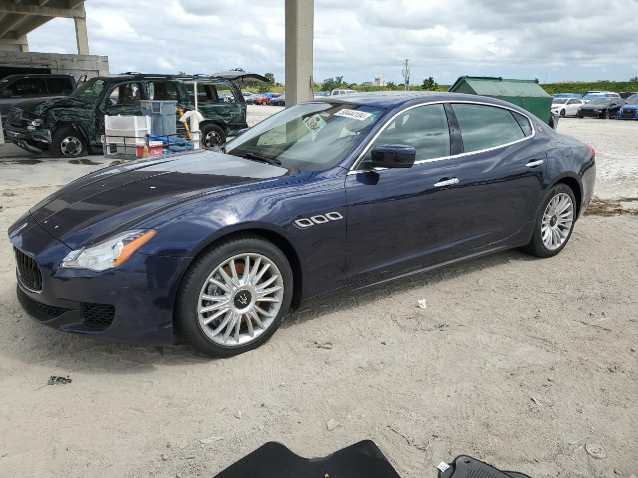 MASERATI QUATTROPORTE 2015 zam56rra8f1159304