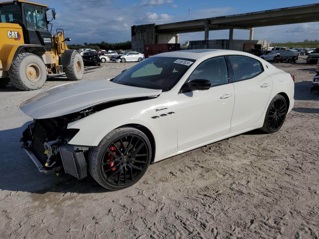 MASERATI NULL 2023 zam57ysm3px418887