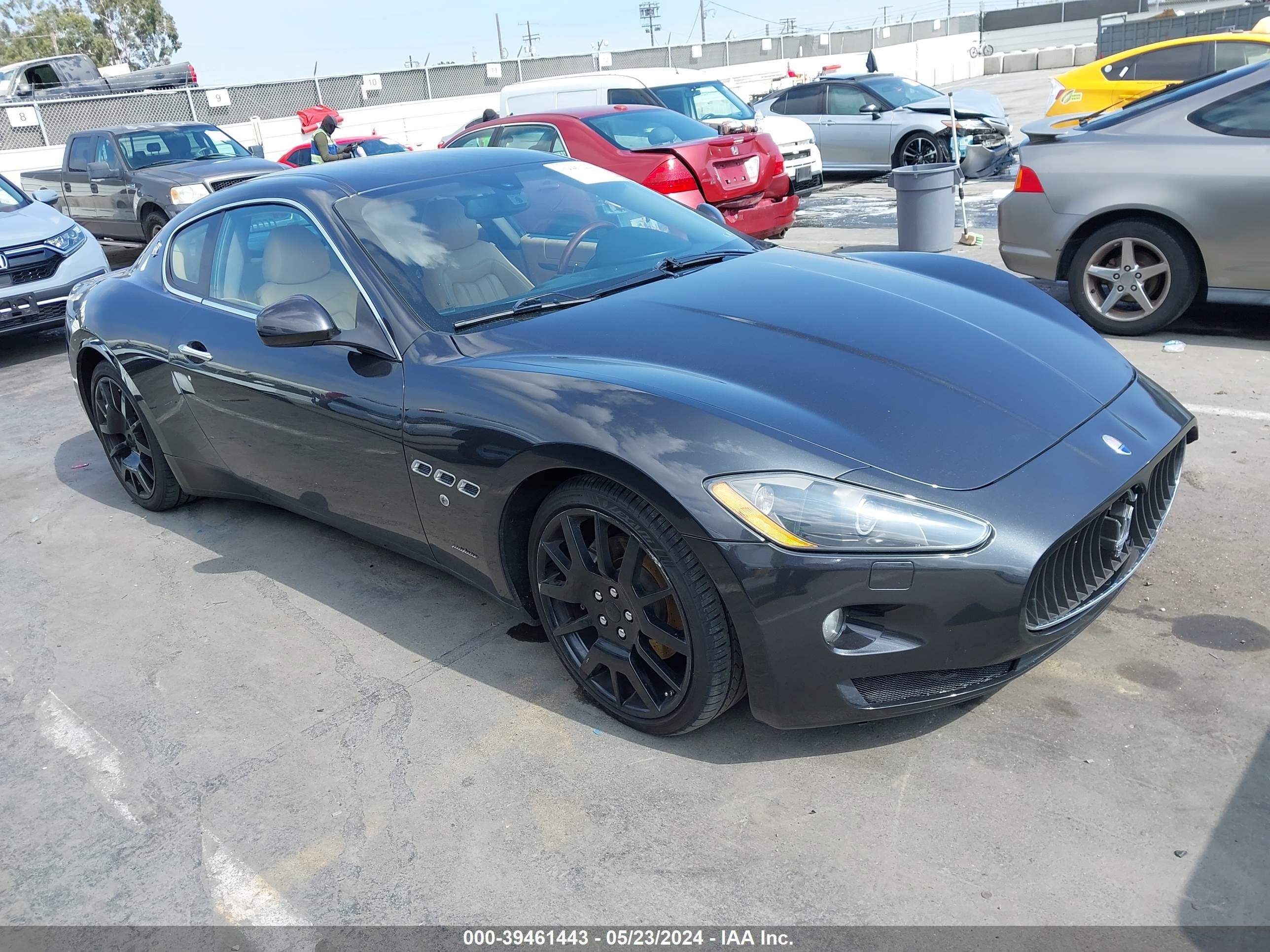 MASERATI GRANTURISMO 2008 zamgj45a880034683