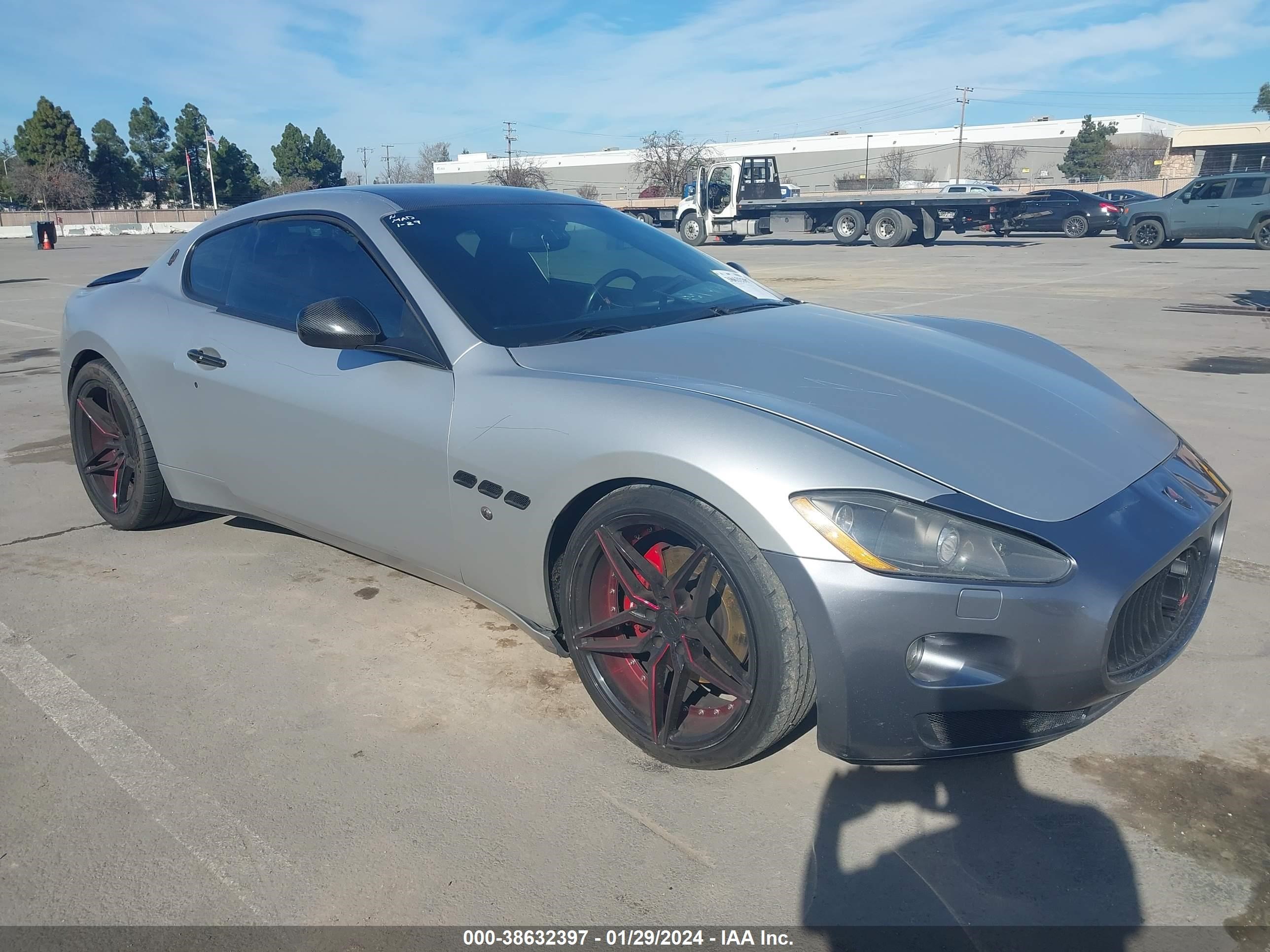 MASERATI GRANTURISMO 2008 zamgj45a880040774