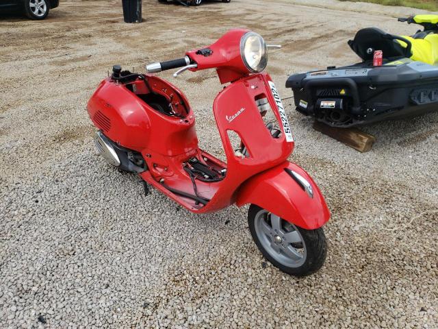 VESPA GTS 300 SU 2013 zapm459l0d5703721