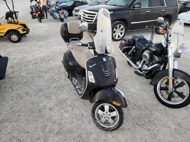 VESPA GTS 300 SU 2015 zapm459lxf5200040