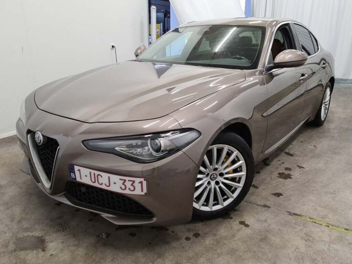 ALFA-ROMEO ROMEO 2018 zareaecu7j7586984