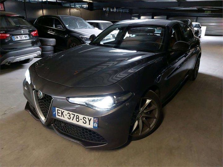 ALFA-ROMEO GIULIA 2017 zareaegu2h7536224