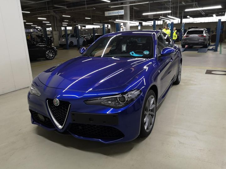 ALFA-ROMEO GIULIA 2023 zareafbn2n7673441