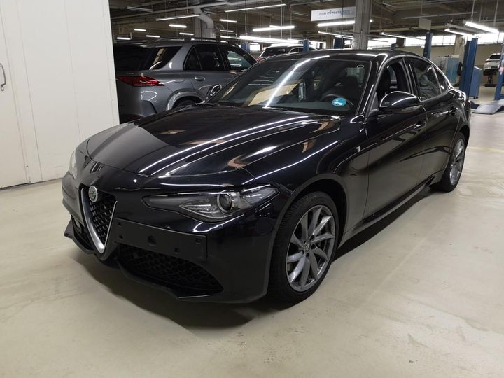 ALFA-ROMEO GIULIA 2022 zareafbn8n7671497