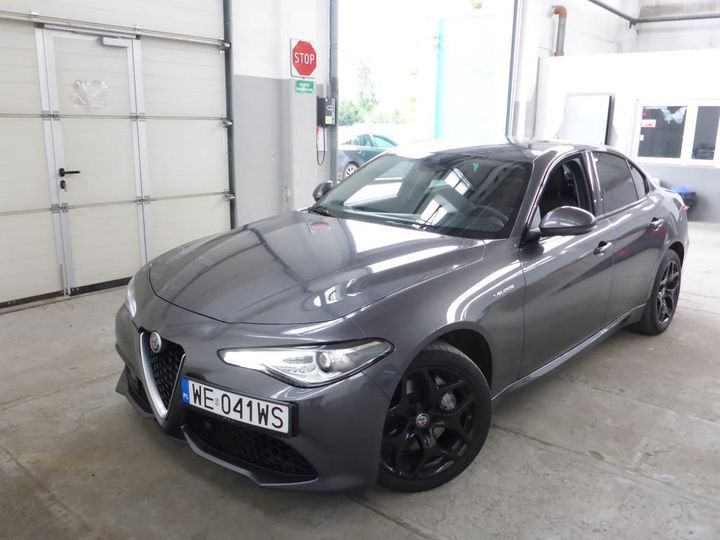 ALFA-ROMEO GIULIA 2019 zareafdn1k7617516