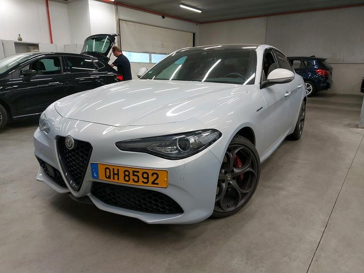 ALFA-ROMEO GIULIA 2020 zareafdn1l7637721