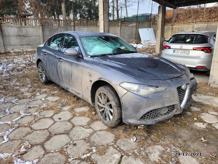 ALFA-ROMEO GIULIA 2019 zareafdn4k7619003