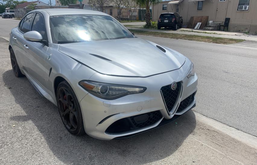 ALFA-ROMEO GIULIA QUADRIFOGLIO 2018 zarfaeav2j7570403