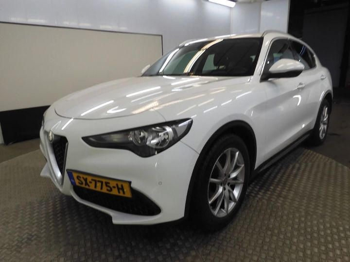 ALFA-ROMEO STELVIO 2018 zarfagau7j7c20125