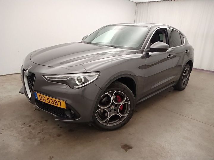 ALFA-ROMEO STELVIO 2018 zarfahbu1j7c04491