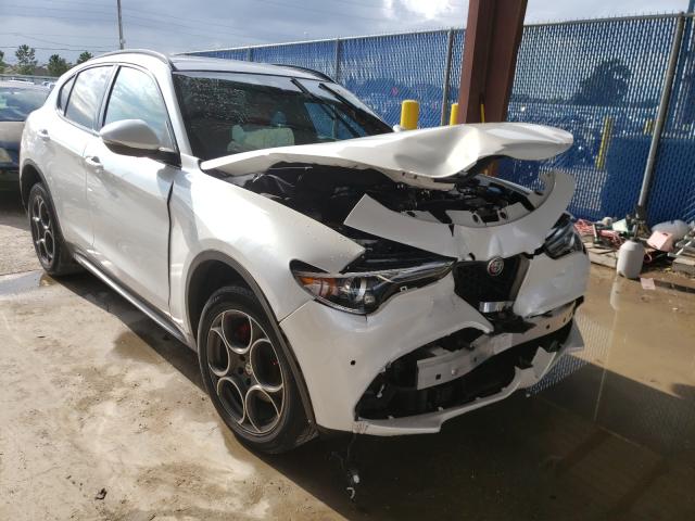 ALFA-ROMEO STELVIO TI 2018 zasfaknn7j7b85655