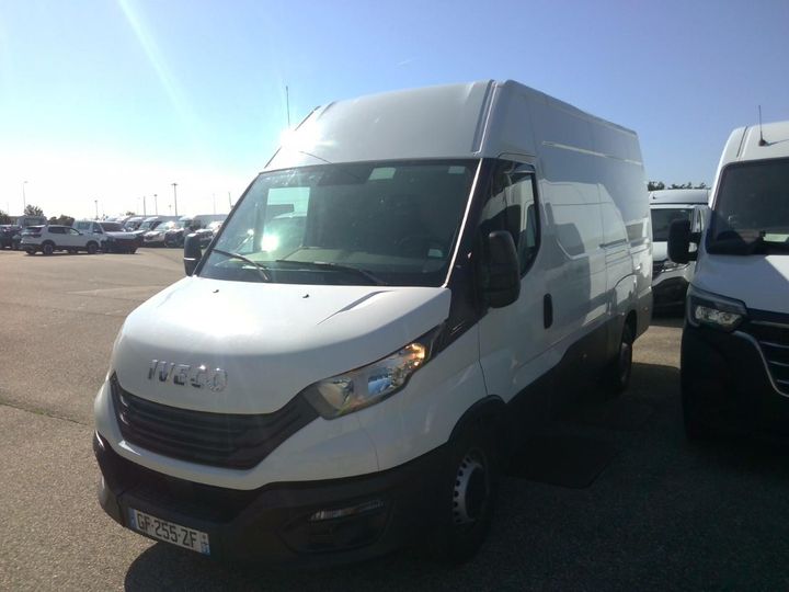 IVECO DAILY 2022 zcfcl35a305470851