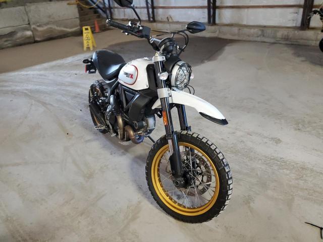 DUCATI SCRAMBLER 2017 zdmkafbm1hb001641