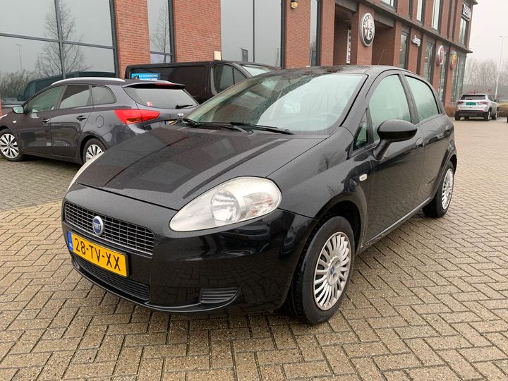 FIAT GRANDE PUNTO 2006 zfa19900000174109