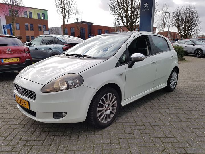 FIAT GRANDE PUNTO 2010 zfa19900000579526