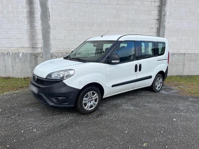 FIAT DOBLO COMBI 2018 zfa26300006h21931