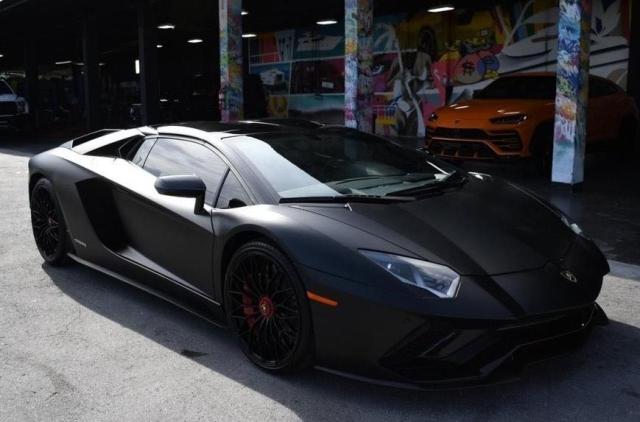 LAMBORGHINI AVENTADOR 2018 zhwuv4zd4jla07642