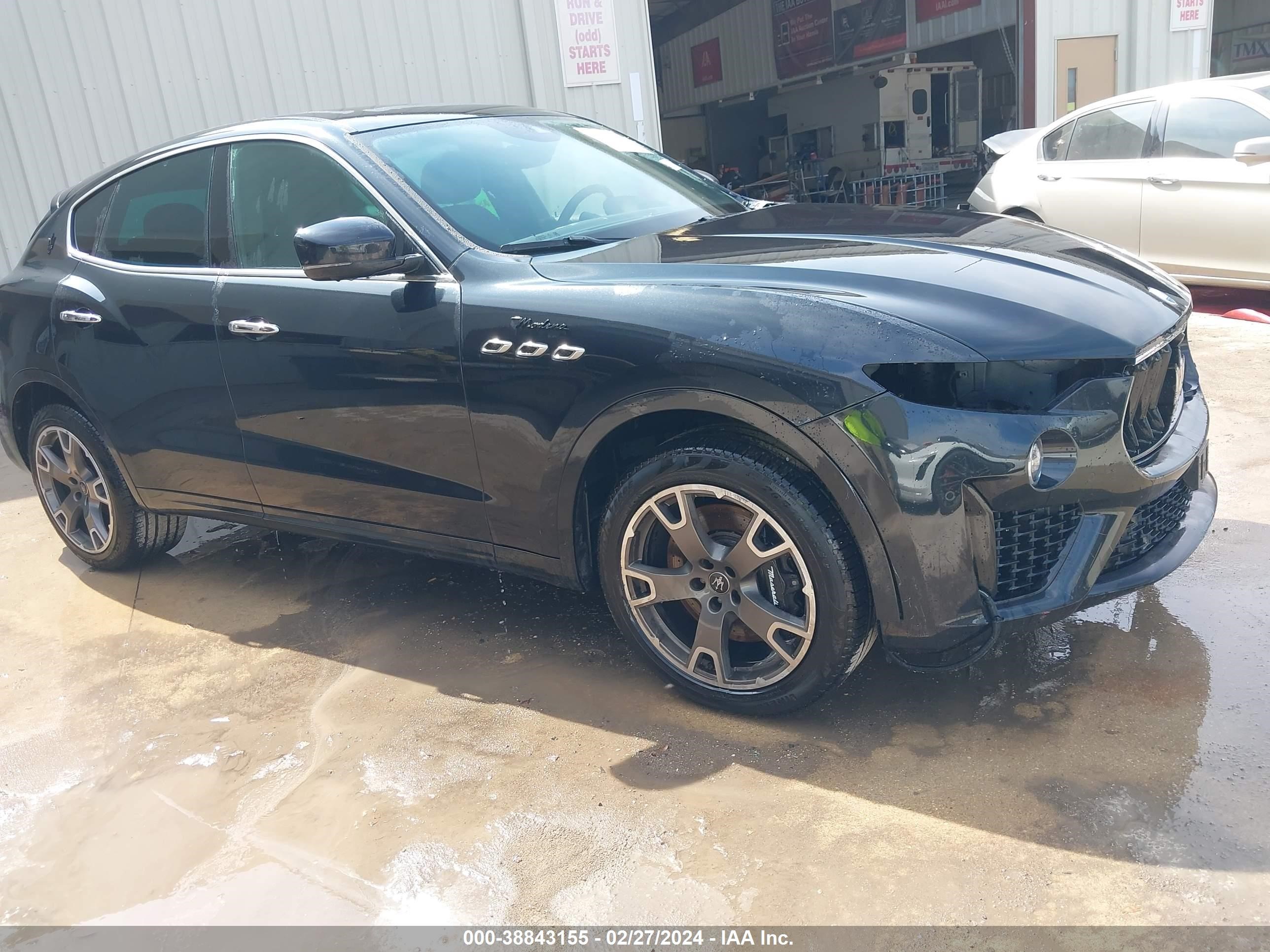 MASERATI LEVANTE 2023 zn661yum9px418656